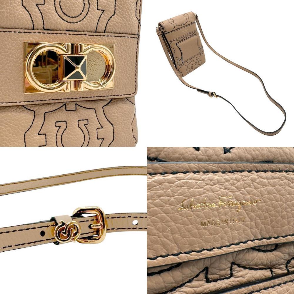 Salvatore Ferragamo Gancini Crossbody Bag Phone Holder Beige - Picture 4 of 5